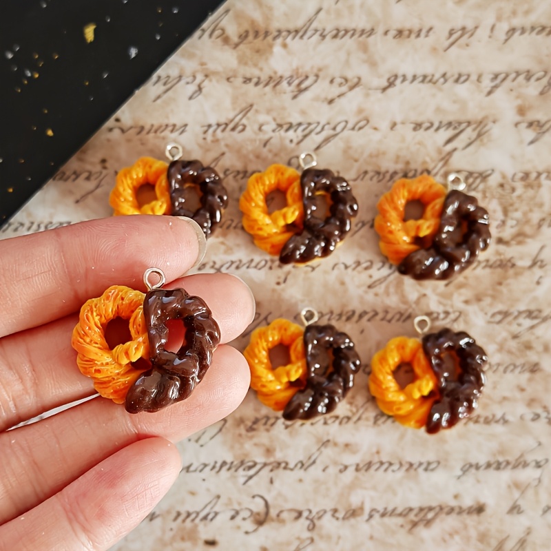 Resin Art Diy Kit - 6Pcs Simulation Heart Chocolate Resin Charms