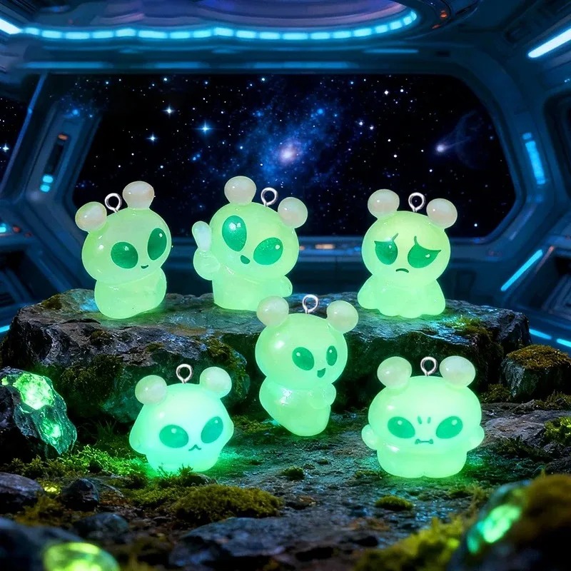 10Pcs Luminous Mini Green Alie - Resin Art Diy Kit 评论和价格