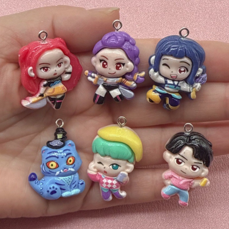 10pcs resin cartoon pendant, D - Resin Art Earrings 评论和价格